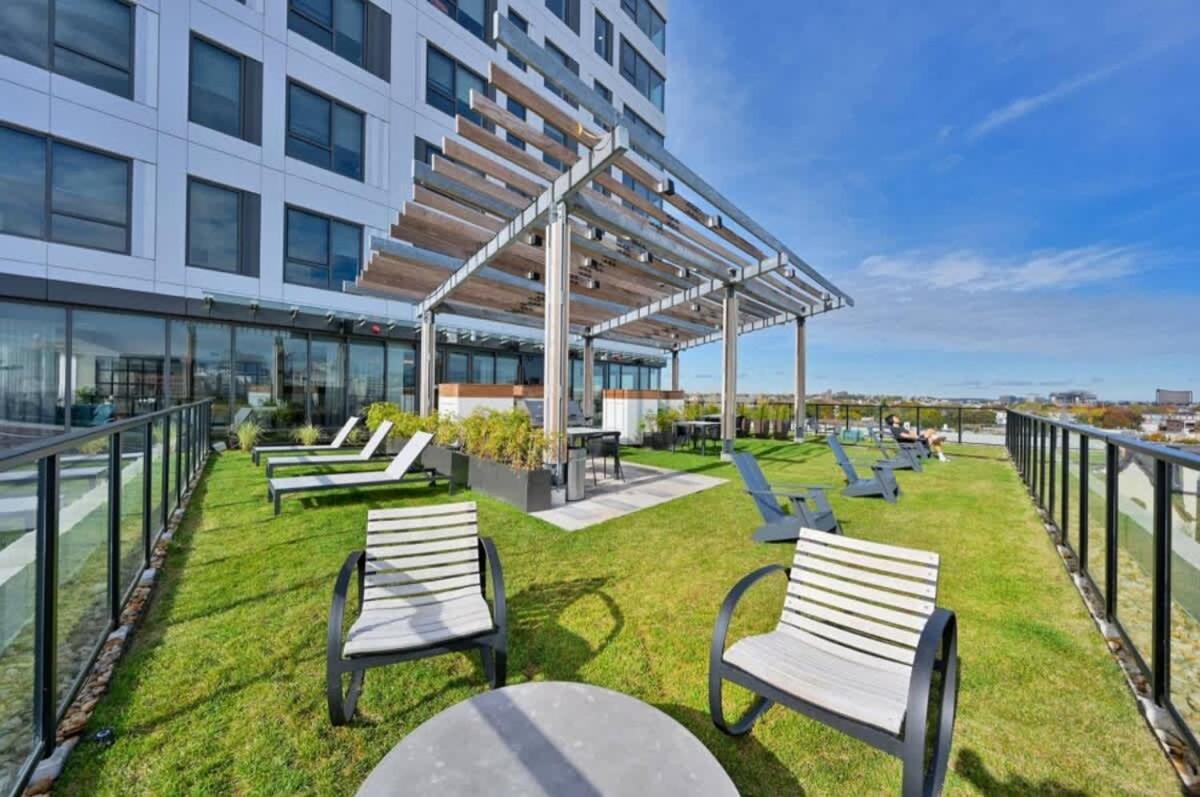 Upscale 1br Mit Harvard Wifi Gym W D Parking