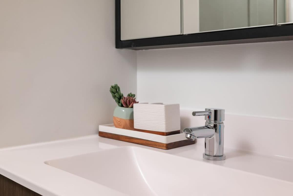 Upscale 1br Mit Harvard Wifi Gym W D Parking Apartment
