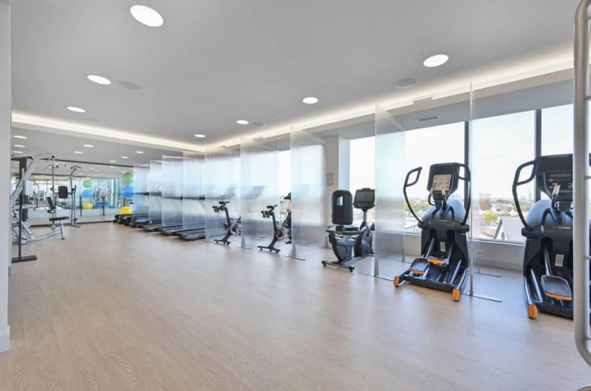 Apartment Upscale 1br Mit Harvard Wifi Gym W D Parking *